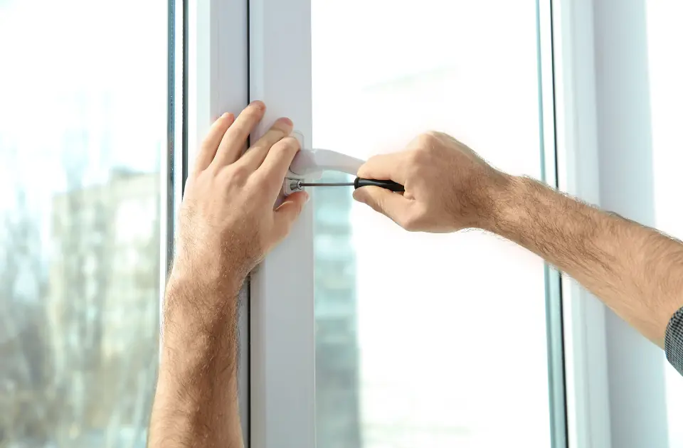 Pimapen pencere kolu tamiri ve değişimi